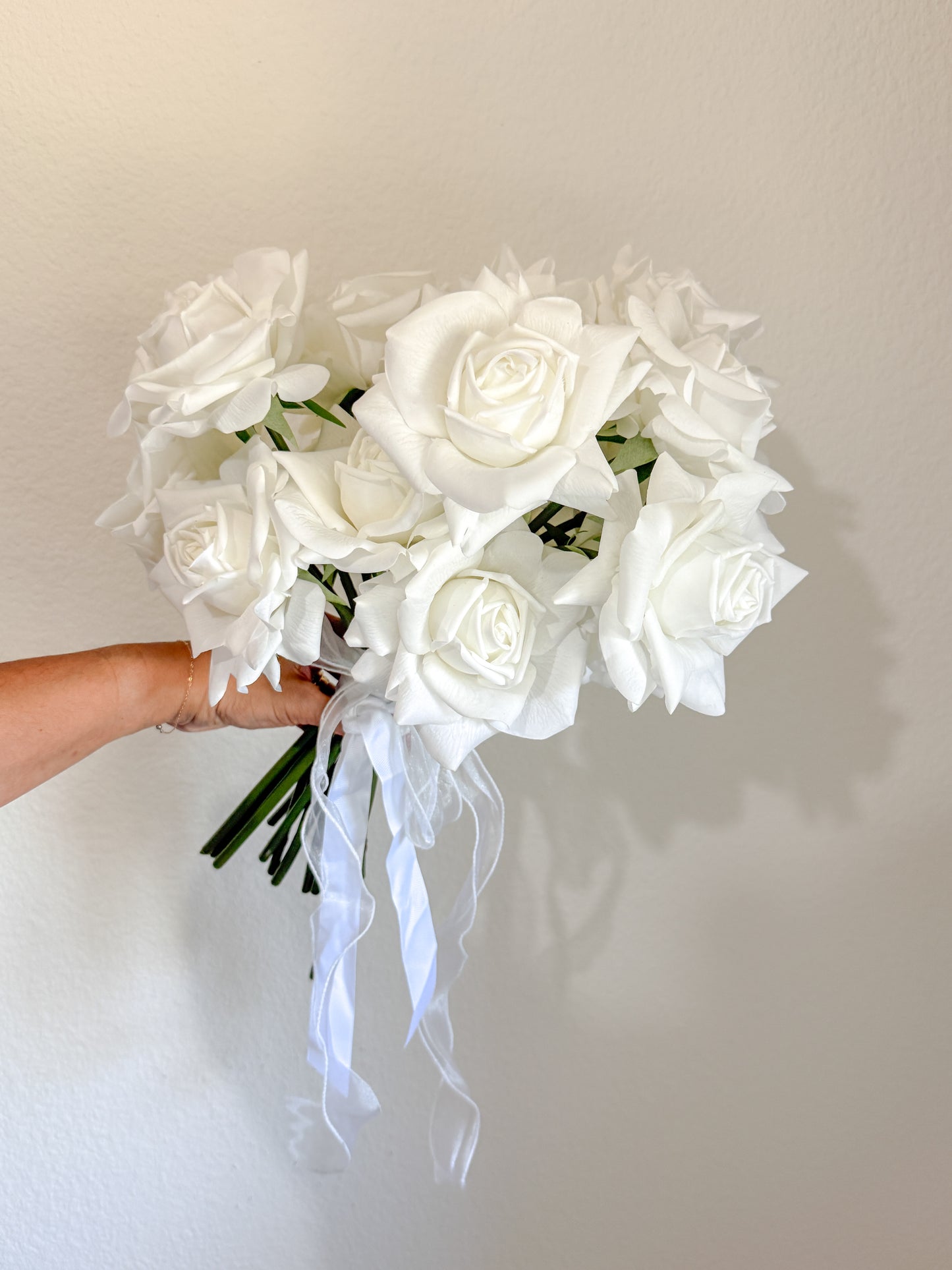 (IN STOCK) - Cloud Nine Bouquet