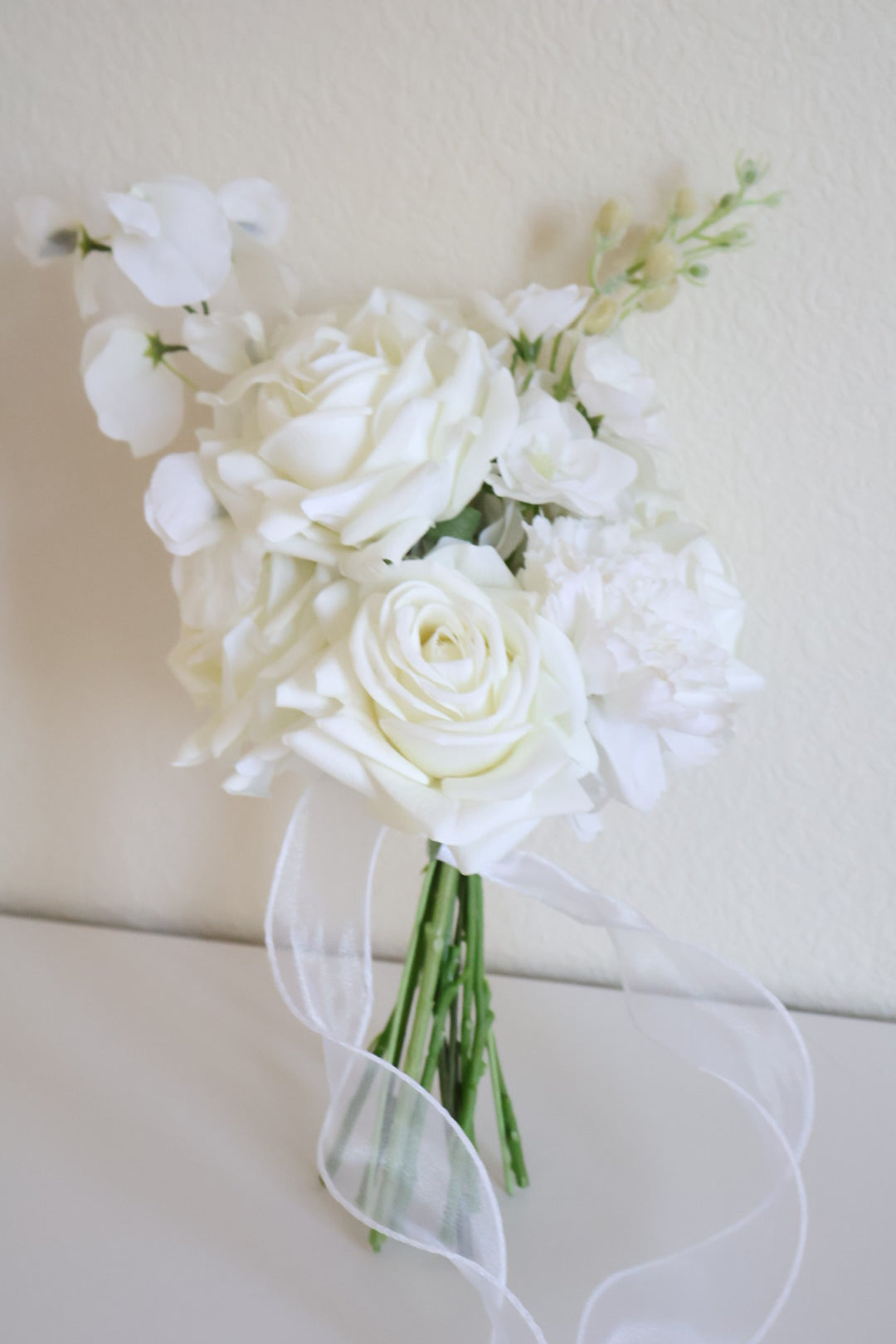 [In STOCK] Bridesmaid Blanc Bouquet "Petit"
