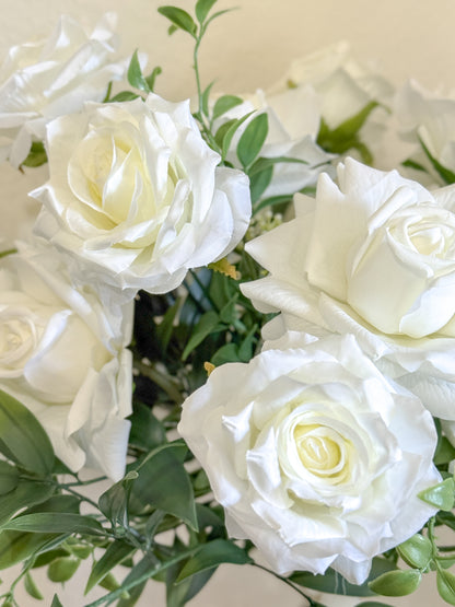 [IN STOCK] Classic Laurel Bouquet