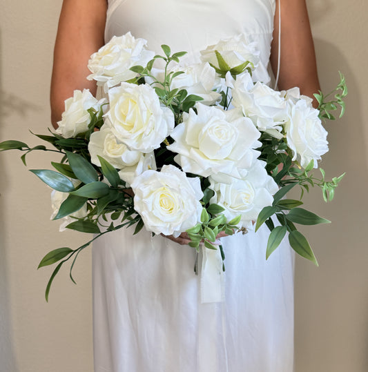 [IN STOCK] Classic Laurel Bouquet